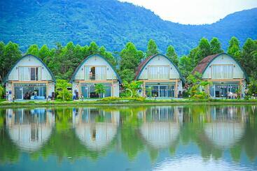 هتل Bali Villa Kampot