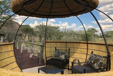 هتل Etosha Oberland Lodge