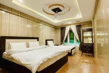 هتل 5star & Restaurant Skardu