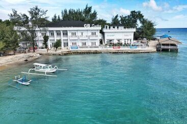 هتل Gili Beachfront Suites