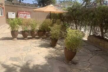 هتل Leleshwa Inn