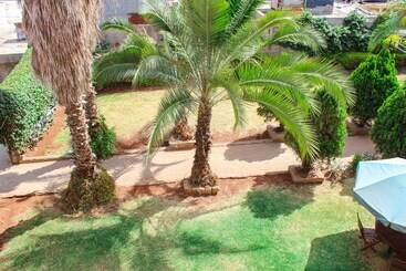 هتل Leleshwa Inn