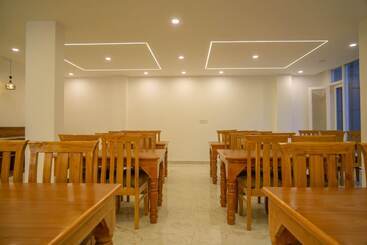 هتل Loop Inn
