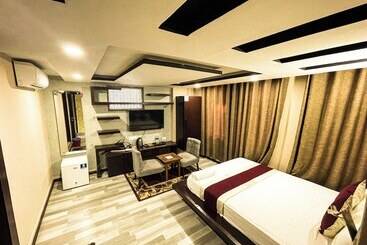 هتل Lotus Grand