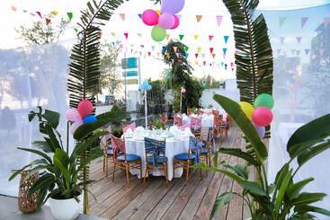 هتل Naiya Sea Resort