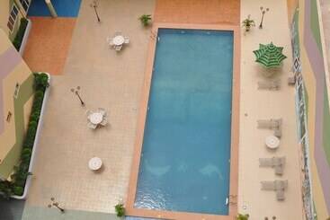 هتل Royal Beach