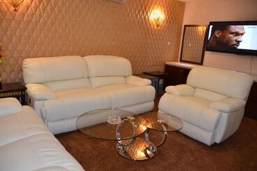 هتل Royal Beach