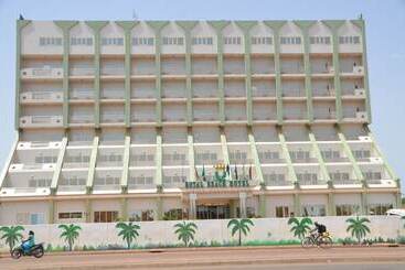 هتل Royal Beach