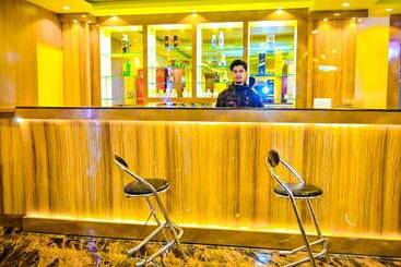 هتل Star Holiday