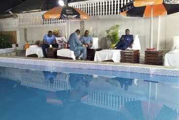 هتل Tariq S Resort And Restaurant