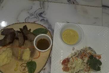 هتل Tariq S Resort And Restaurant