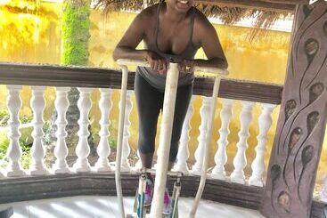 هتل Tariq S Resort And Restaurant