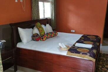 هتل Tariq S Resort And Restaurant