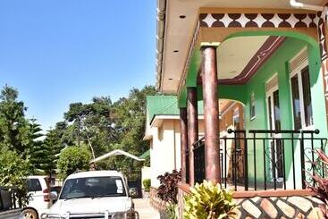 هتل Wamala Resort