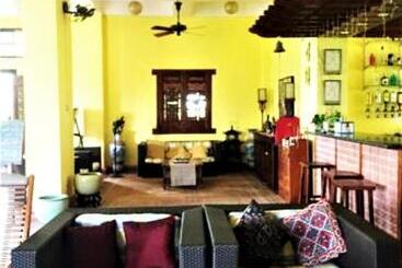 هتل Zhang Resort And Dive Center Opc