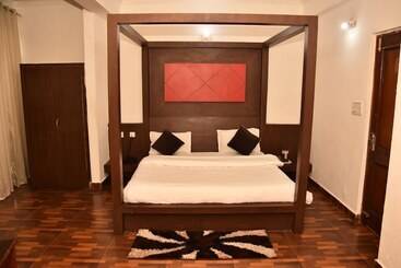 Neelkanth Mahadev Hotel & Resorts