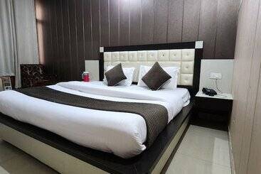 Neelkanth Mahadev Hotel & Resorts