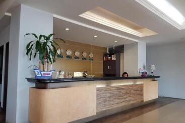 هاستل Tsaoling Villa