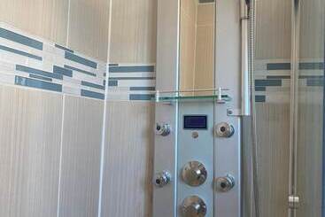 هتل Coastal Sands Inn