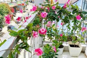 هتل Khách Sạn Quang Vinh