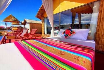 هتل Titicaca Origins Perú