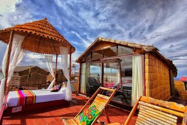هتل Titicaca Origins Perú