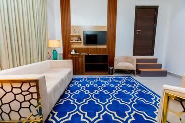Isglo Hotels Ikoyi