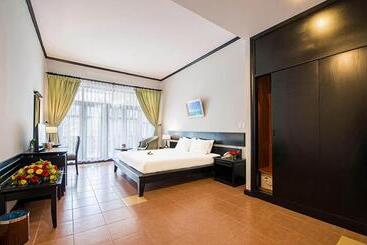 Lazi Beach Resort