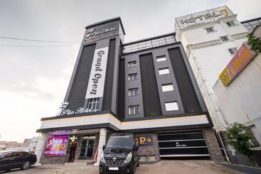 مُتل Gumi Indong Hotel 7 Plus