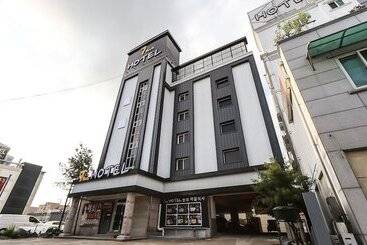 مُتل Gumi Indong Hotel 7 Plus