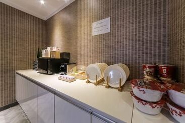 مُتل Gumi Indong Hotel 7 Plus