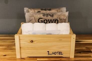 مُتل Gumi Indong Hotel 7 Plus