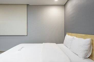 مُتل Gwangju Sangmu Hotel Su