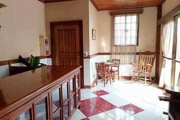 旅馆 Small Room In Casa De Piedra Pension House