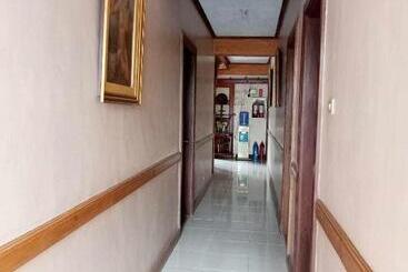 旅馆 Small Room In Casa De Piedra Pension House