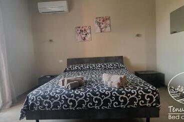 تختخواب و صبحانه Tenuta De Santis