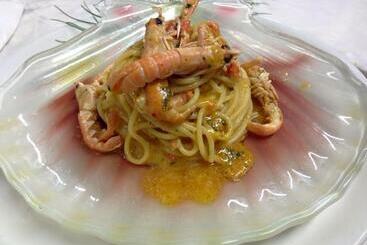 هتل Holiday Sul Lago