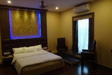 هتل Kings Resort