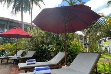 هتل Palm Garden Ayurveda Resort