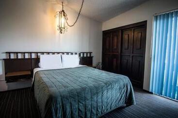 هتل Suites Malena