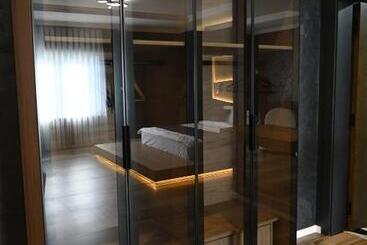 La Ruota Hotel Sharr