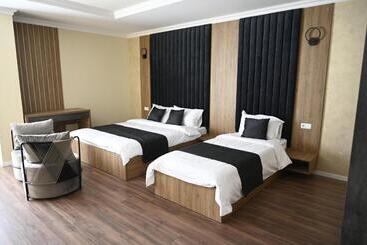 La Ruota Hotel Sharr