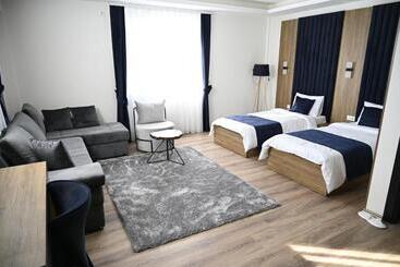 La Ruota Hotel Sharr