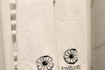 La Ruota Hotel Sharr