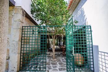 پانسیون Casa Da Calçada