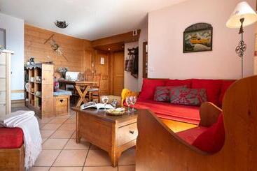 Апарт-отель Résidence Pierre & Vacances Premium Les Alpages De Chantel