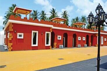 World Cat Beach & Resort เวิลด์แคท บีช แอนด์ รีสอร์ท