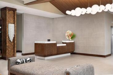 Ac Hotel By Marriott Honolulu   All New