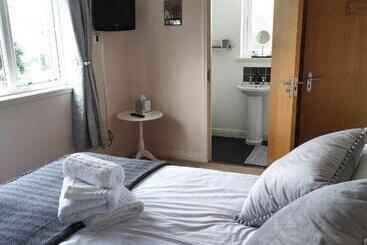 B&b At Forty Three