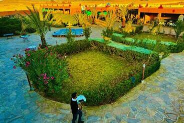 تختخواب و صبحانه Complexe L Oasis